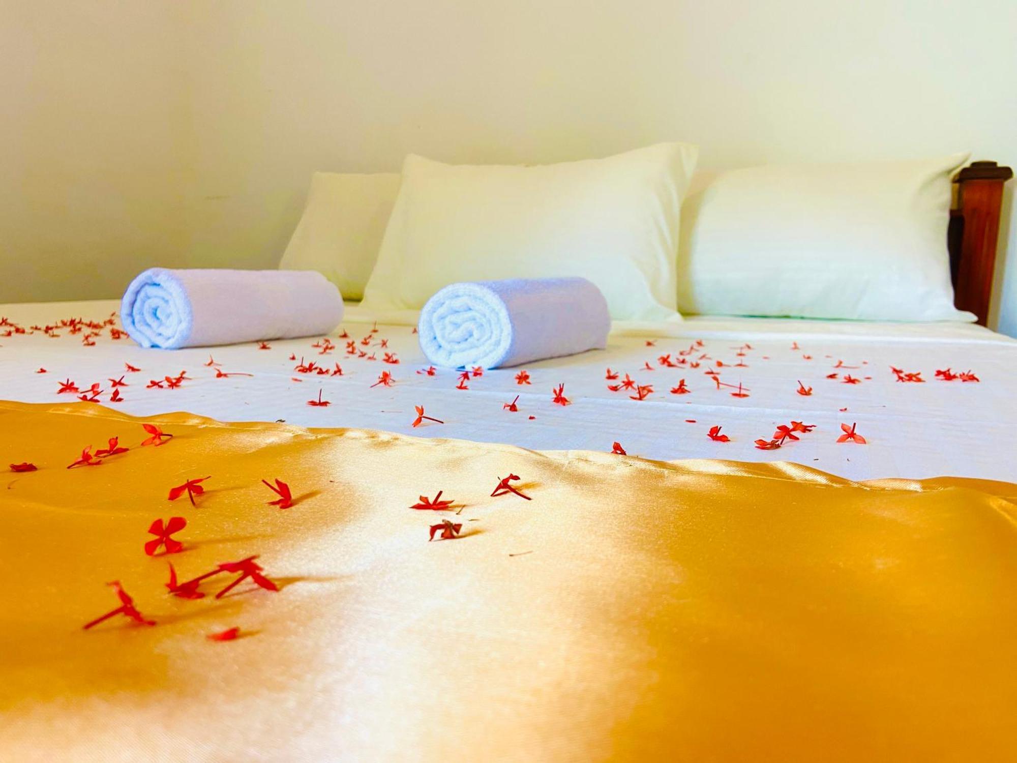 Marina Way Hotel Аругам Экстерьер фото