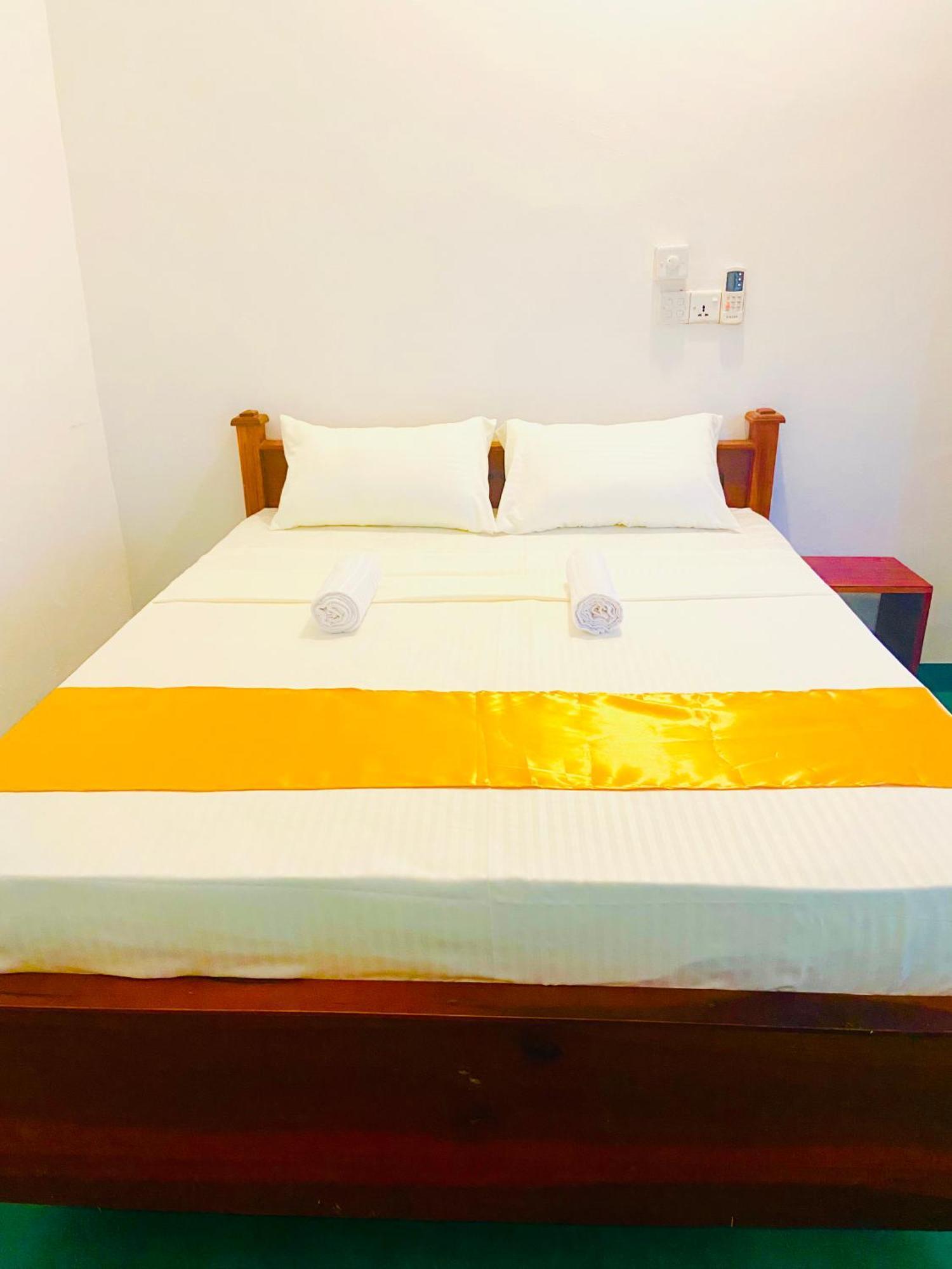 Marina Way Hotel Аругам Экстерьер фото